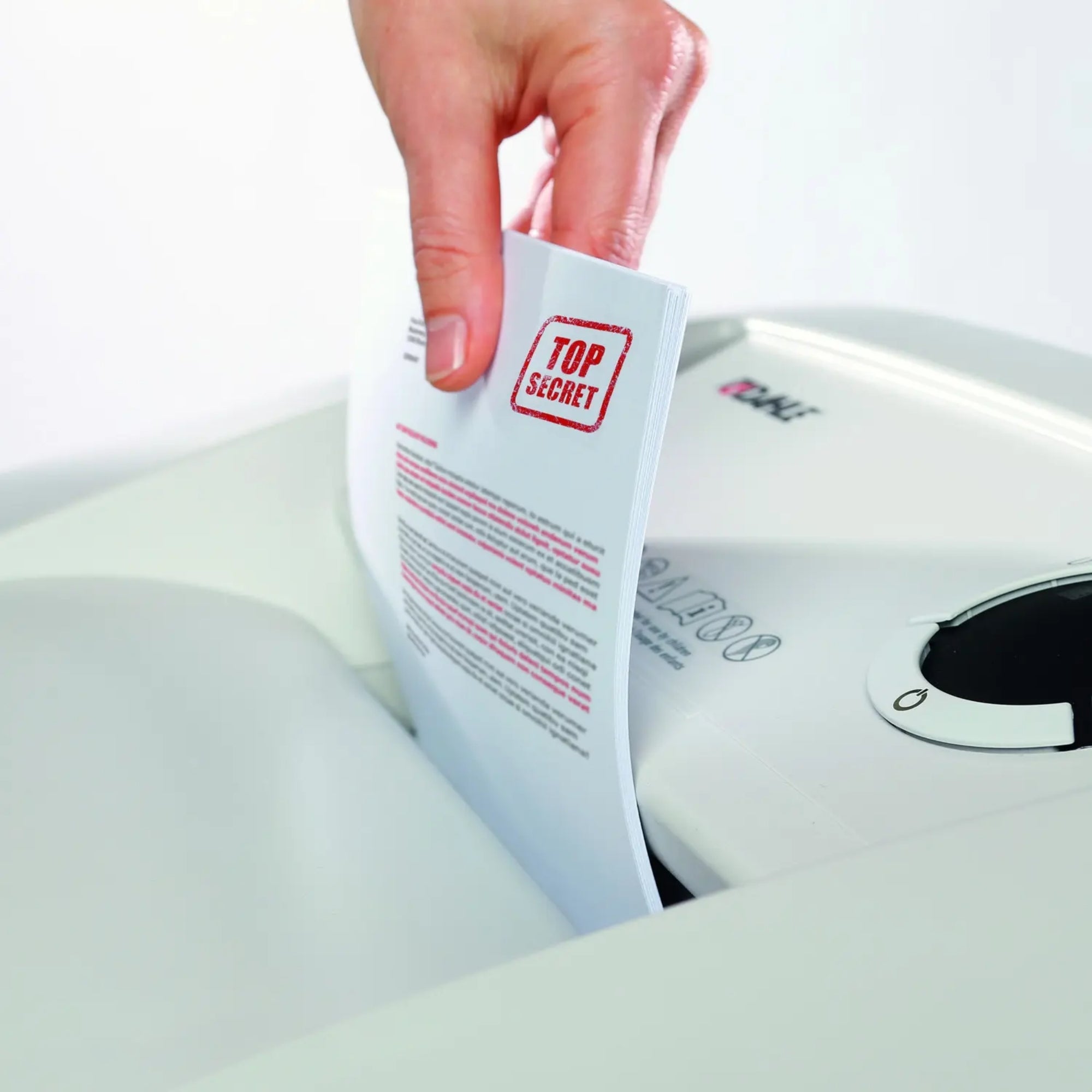 Dahle 406 Up to 17 Sheets P-4 60L Cross Cut Departmental Document Shredder
