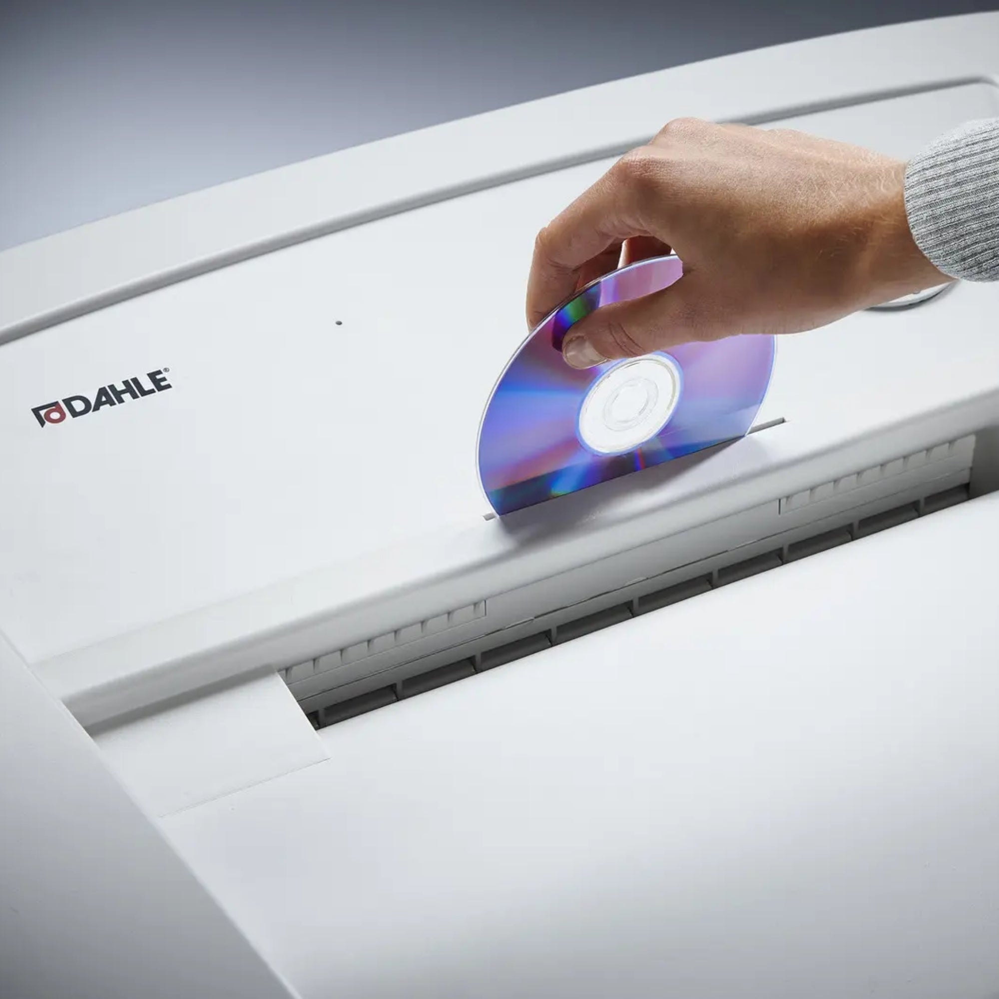Dahle 416 Up to 20 Sheets P-4 160L Cross Cut Departmental Document Shredder