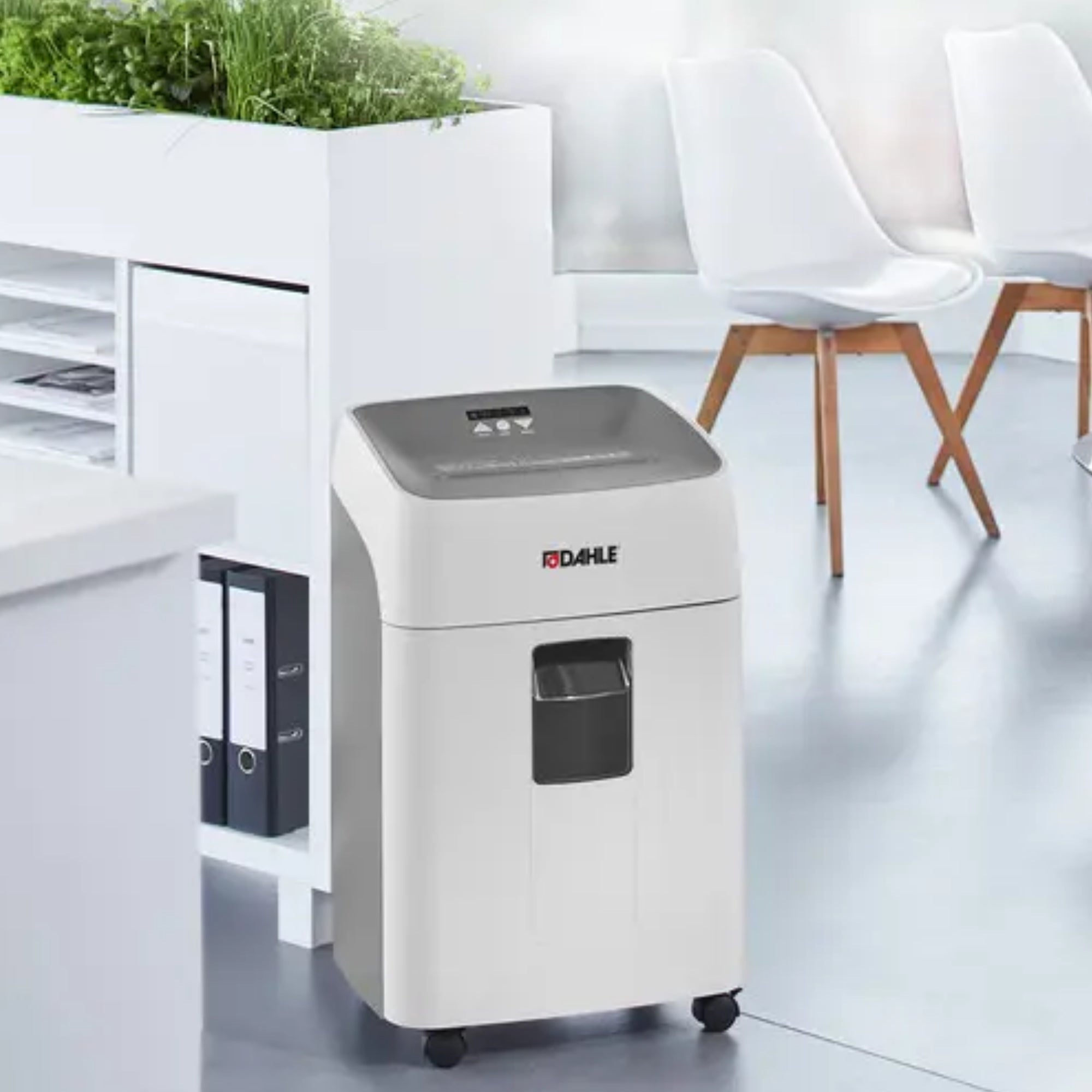 Dahle 504P Up to 15 Sheets P-5 40L Micro Cut Professional Office Shredder