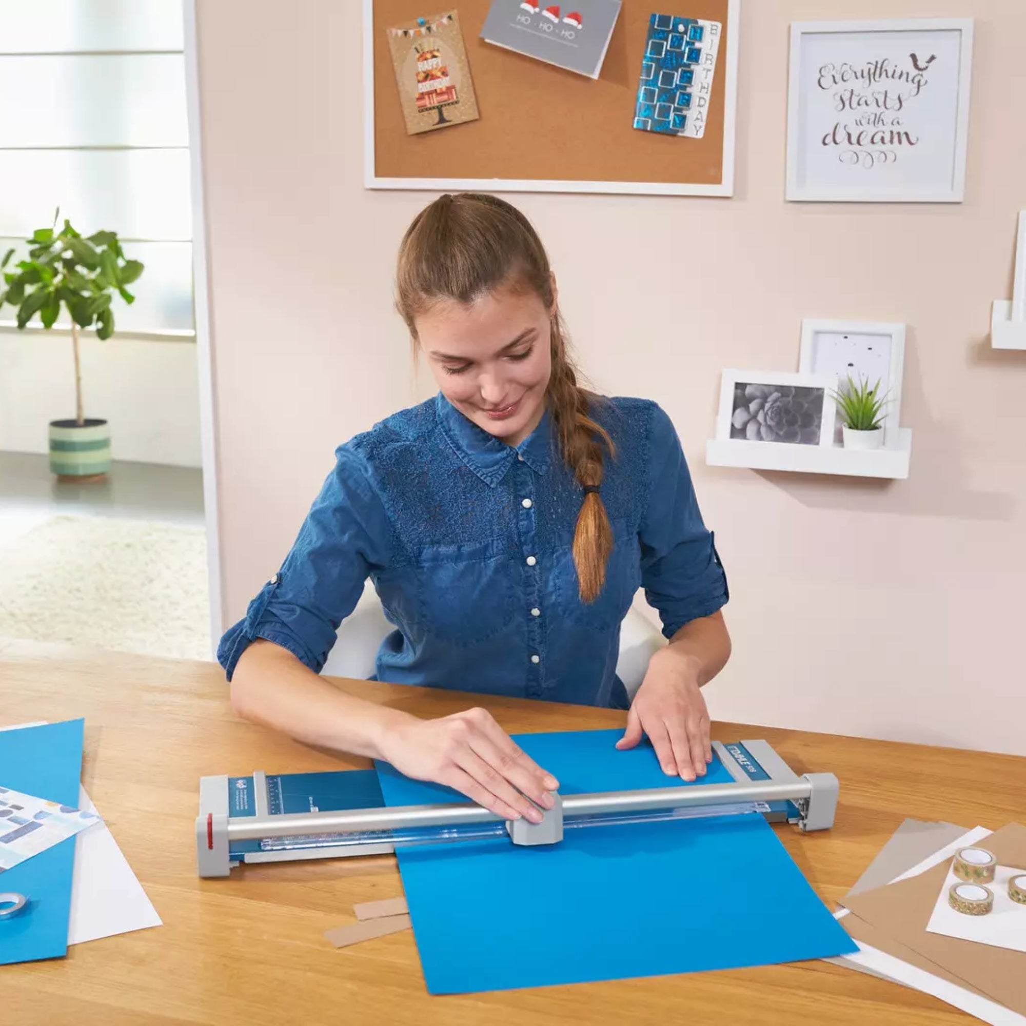 Dahle 508 Generation 3 A3 6 Sheets Small / Home Office Rotary Paper Trimmer