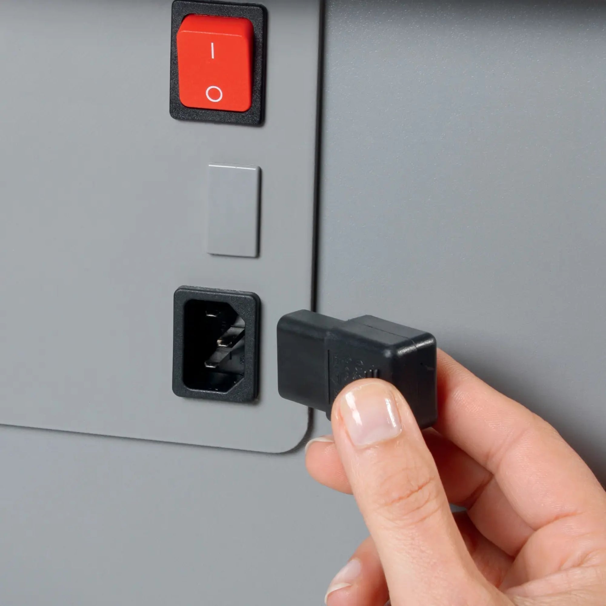 Dahle 606 Up to 5 Sheets P-6 60L Micro Cut Departmental Document Shredder