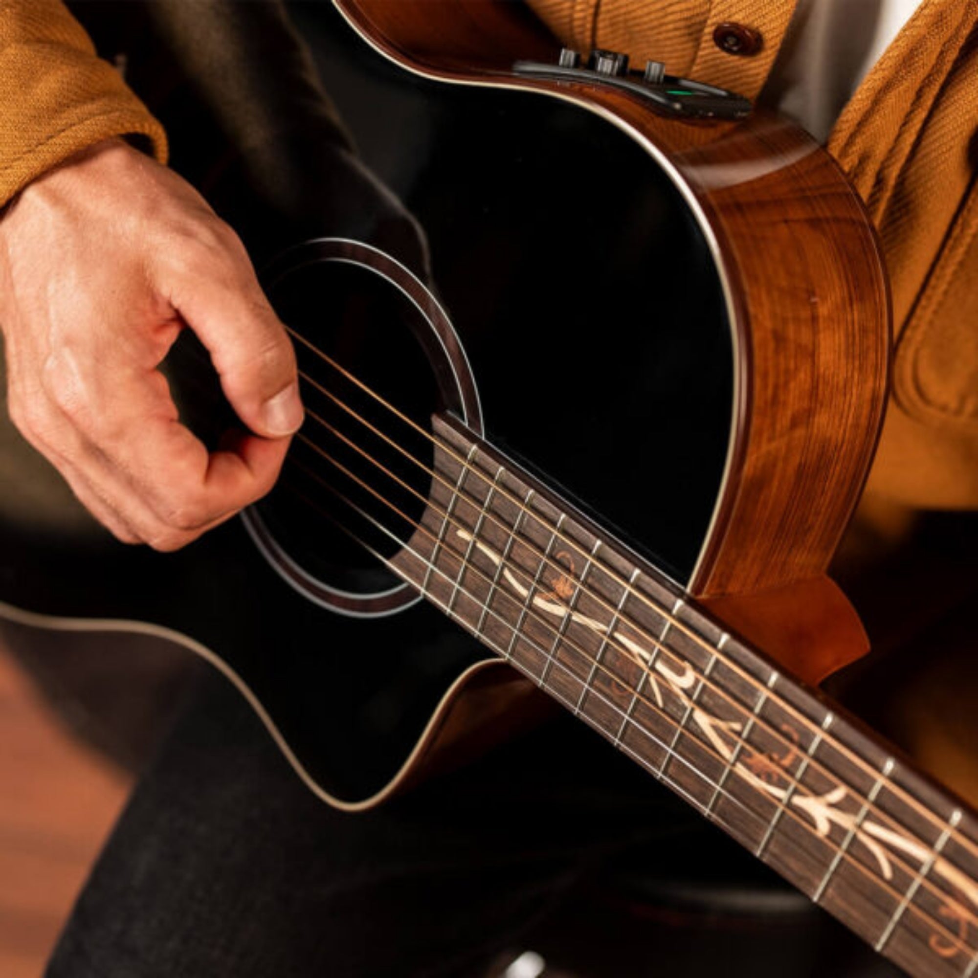Washburn BTS9VCECH-D Bella Tono Suprema Studio 6-String with Barcus-Berry LX4 Preamp Electro-Acoustic Guitar – Gloss Charcoal Burst