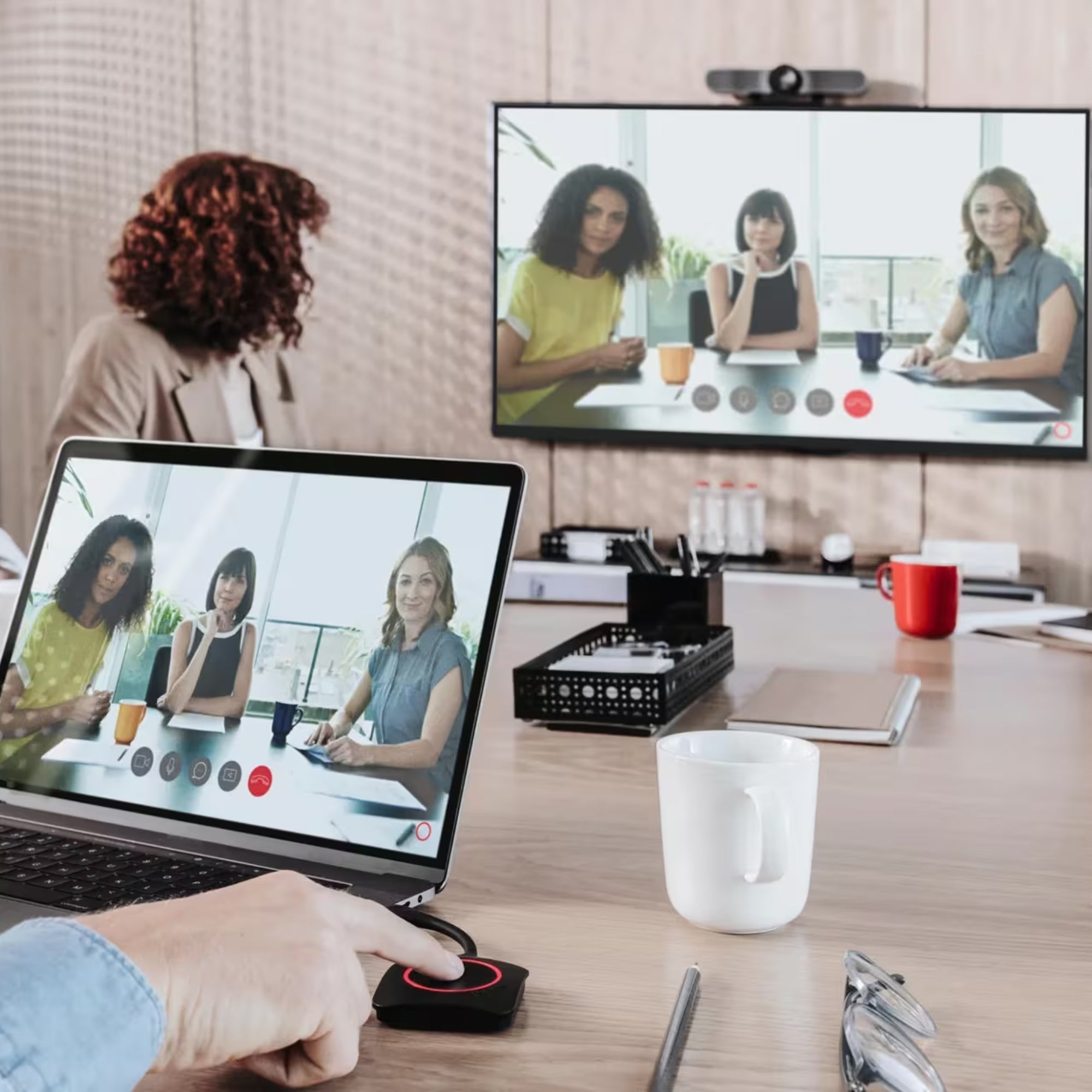 Barco ClickShare CX-30 Premium Wireless Conferencing System