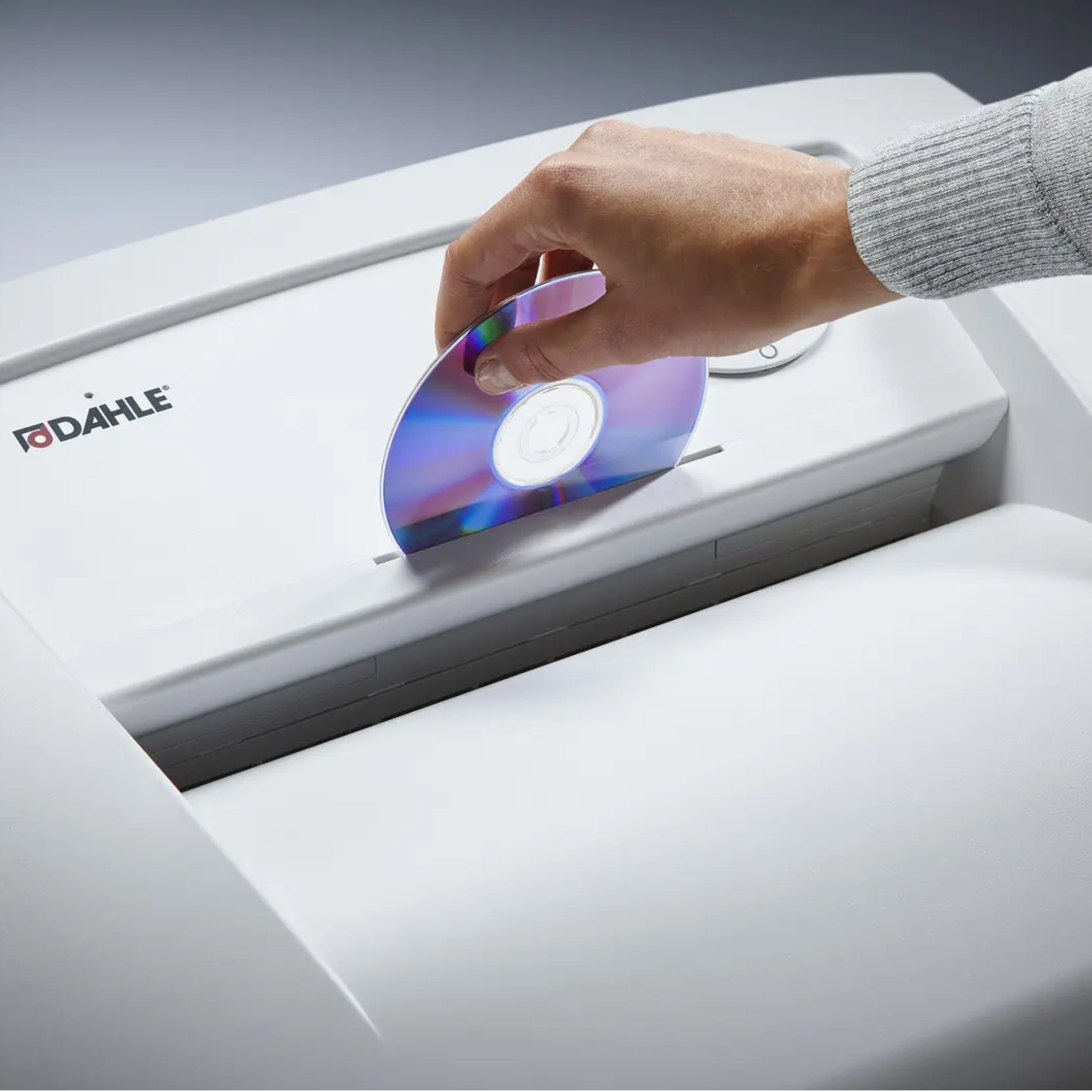 Dahle 206 Up to 18 Sheets P-2 60L Strip Cut Departmental Document Shredder