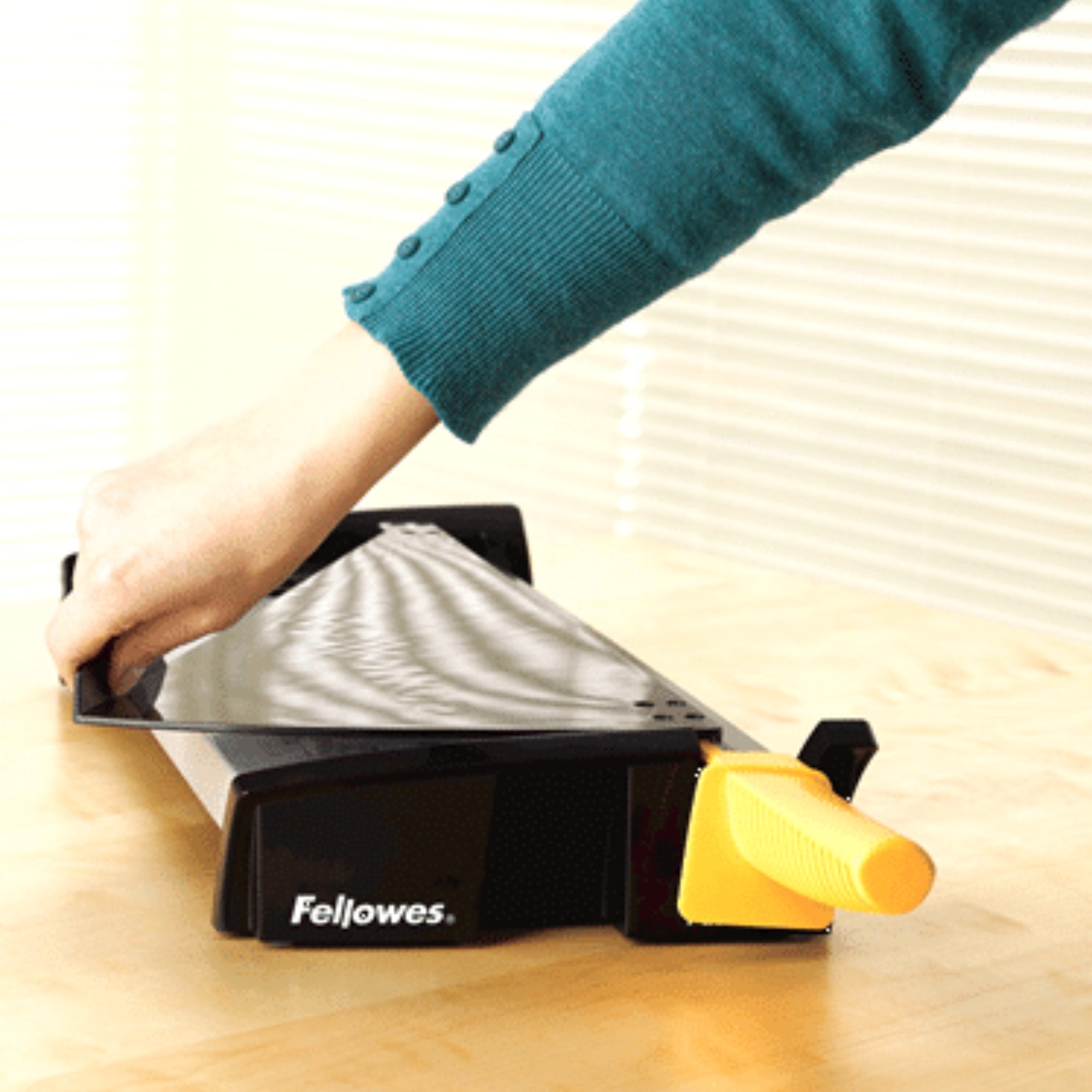 Fellowes Fusion A3 10 Sheets Small / Home Office Guillotine Paper Cutter