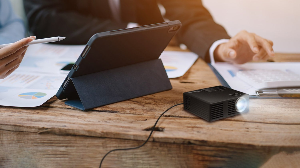 Optoma ML750i WXGA 700 Lumens Ultra-Portable LED Projector
