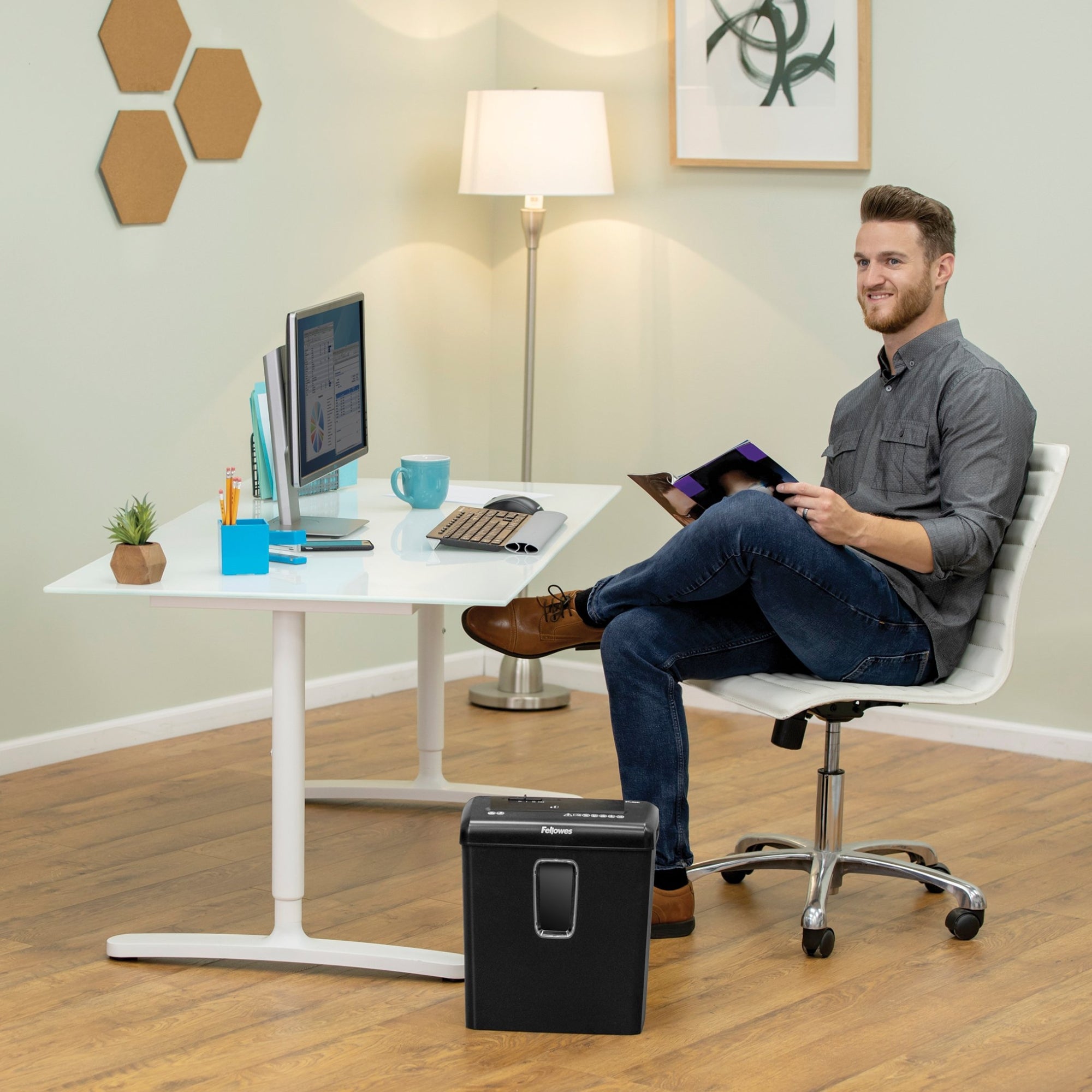 Fellowes Powershred P-30C 6 Sheets P-4 Cross Cut Shredder