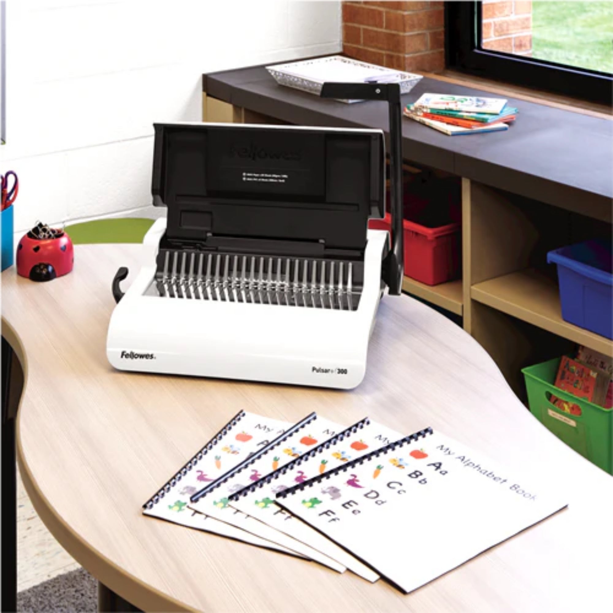Fellowes Pulsar+ 300 20 Sheets Punch & 300 Sheets Binding Capacity Manual Comb Binding Machine